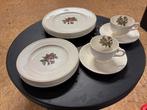 Wedgwood moss Rose servies, Ophalen of Verzenden, Porselein, Wedgwood, Compleet servies