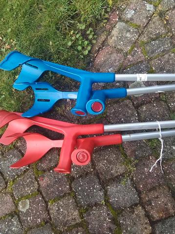 2 x Elleboogkruk beschikbaar voor biedingen