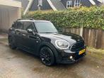 Mini Countryman 1.5 102pk 2019 Zwart 51300km, Stof, Countryman, Metallic lak, Zwart