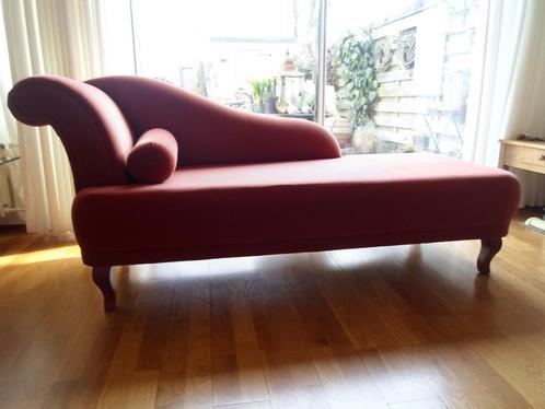 Chaise-longue / ligbank / sofa kleur brique, met rolkussen., Huis en Inrichting, Banken | Sofa's en Chaises Longues, Stof, Ophalen