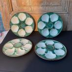 Oesterbord oesterborden Barbotine Groen/Wit(4 stuks samen24), Huis en Inrichting, Gebruikt, Verzenden, Bord(en), Overige stijlen