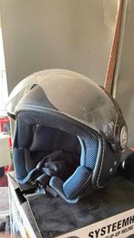 Mooie nieuwe scooterhelm, Fietsen en Brommers, Ophalen, Zo goed als nieuw
