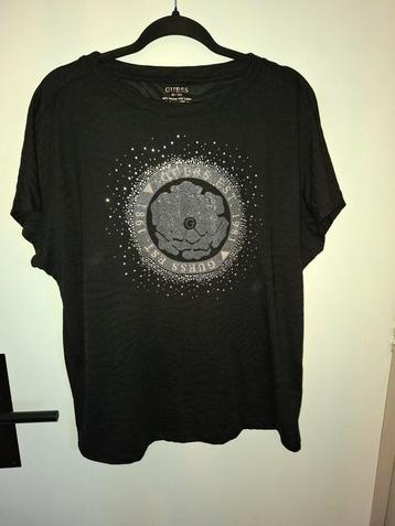 Zomerkleding  beschikbaar voor biedingen