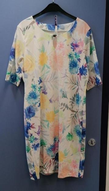 Miss Etam jurk wit +pastel bloemen print 1/2 mw mt xxl 38007 beschikbaar voor biedingen