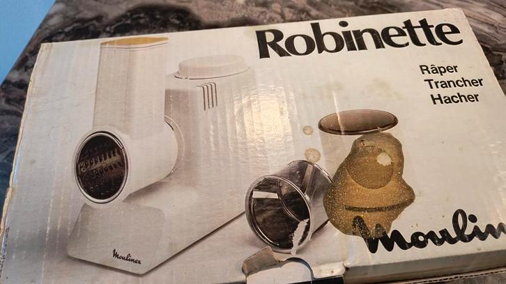 Moulinex rasp en snij machine, Huis en Inrichting, Keuken | Bestek, Rvs of Chroom, Ophalen of Verzenden