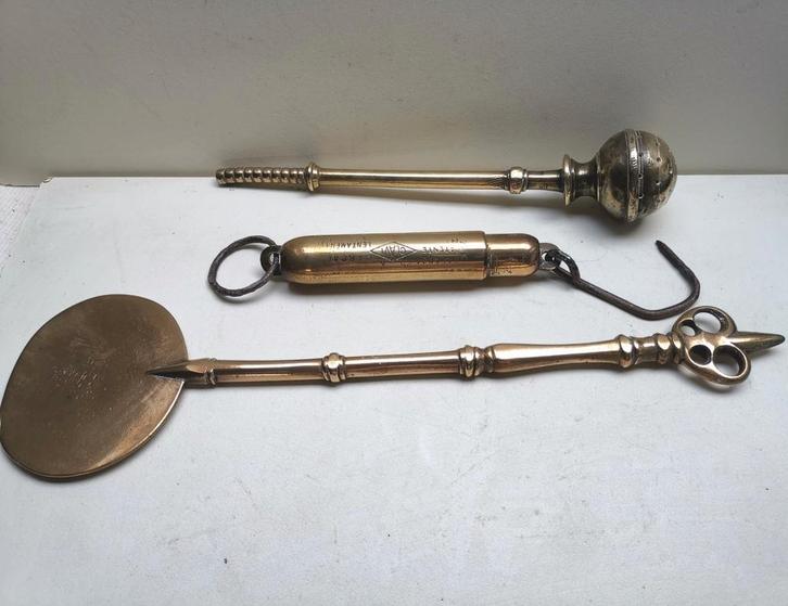 3 koperen /messing attributen, Antiek en Kunst, Antiek | Koper en Brons, Ophalen of Verzenden