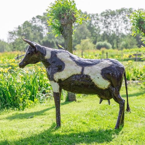 Beeld; Koe gemaakt van hergebruikt metaal - Mooievogels, Tuin en Terras, Tuinbeelden, Nieuw, Dierenbeeld, Metaal, Ophalen of Verzenden