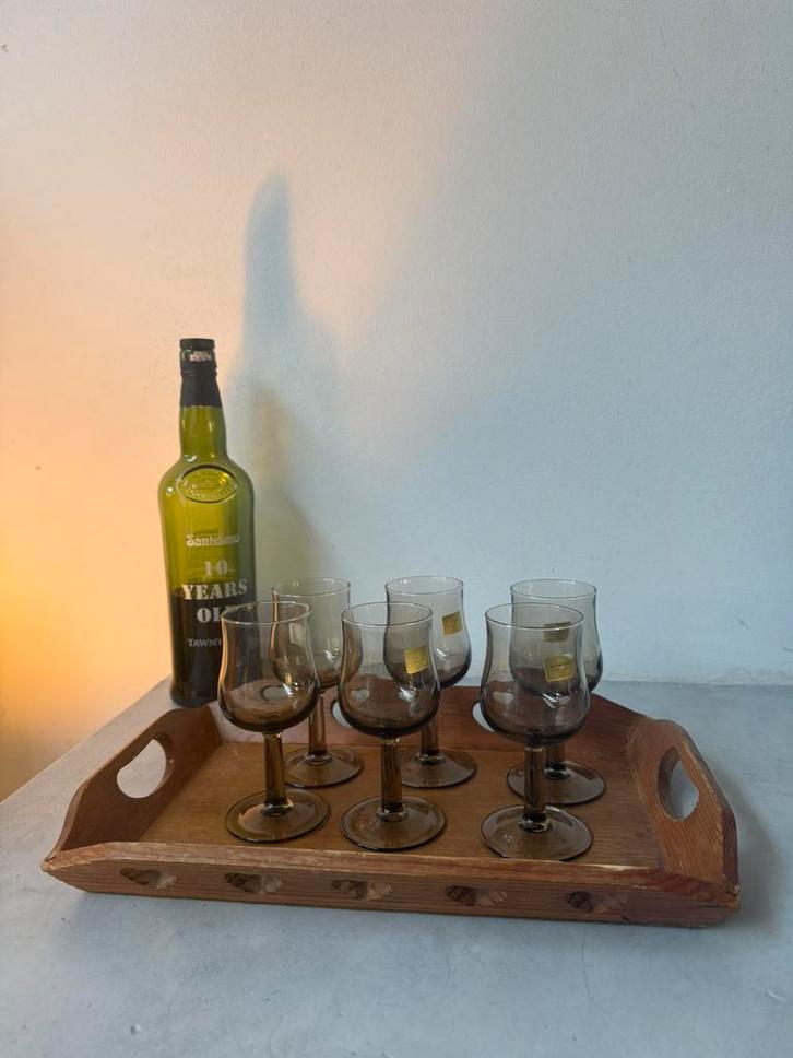 Set van 6 vintage Luminarc glaasjes – smoke grey glas, Verzamelen, Glas en Borrelglaasjes, Zo goed als nieuw, Borrel- of Shotglas
