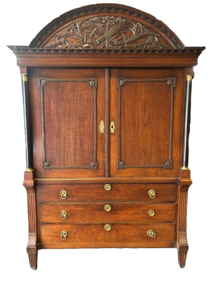 Antiek Gronings kabinet met "Koren is Overvloed" kap | 255cm, Antiek en Kunst, Antiek | Woonaccessoires, Ophalen