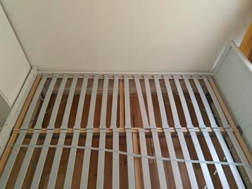 Ikea Bedframe inclusief lattenbodem - afbeelding 3