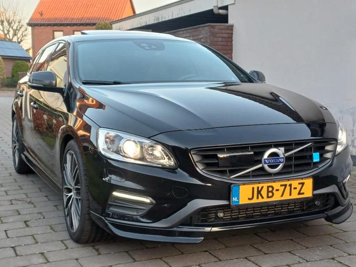 Volvo V60 2.0 367PK AWD Geartronic 2018 Zwart, Auto's, Volvo, Particulier, V60, 4x4, ABS, Achteruitrijcamera, Adaptieve lichten