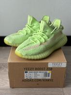 Yeezy Boost 350 V2 Glow maat 37 1/3, Ophalen of Verzenden, Zo goed als nieuw, Sneakers of Gympen