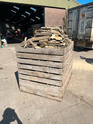 Stookhout Fruitkisten beschikbaar voor biedingen