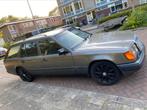 Mercedes 230 TE 1987 Grijs, Auto's, Mercedes-Benz, Te koop, Zilver of Grijs, Geïmporteerd, 5 stoelen