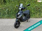 Piaggio Zip SP 45km Glans Zwart SMOKE LED BETAAL met in3, Gebruikt, P, Info@piaggio.nl, P
p  p