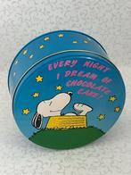 Vintage Snoopy Koektrommel - 'Every Night I Dream', Ophalen of Verzenden, Gebruikt, Metaal, Minder dan 50 cm