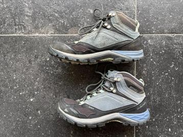 Bergschoenen Quechua 38 beschikbaar voor biedingen