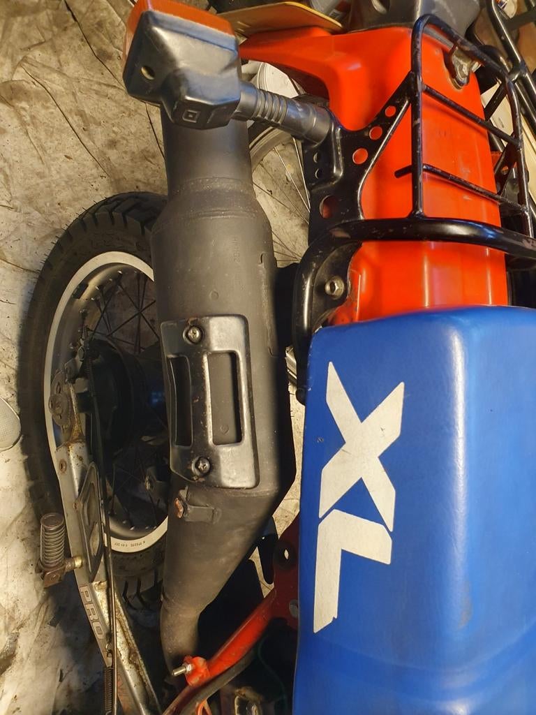 Honda xl 600r met kenteken, Motoren, Ophalen of Verzenden