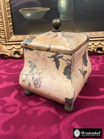 Brocante doos hout vintage - retro crème / beige met bloemen beschikbaar voor biedingen
