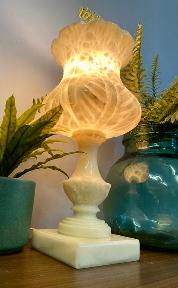 Vintage tafellamp albast jaren 50 natuursteen lamp beschikbaar voor biedingen