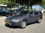 Volvo XC70 2.5T AWD Momentum BTW voordeel €350,-, Auto's, 1618 kg, 2521 cc, Handgeschakeld, 209 pk