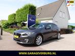 Mazda 3 2.0 GT-M Automaat (NaviBOSE,Cruise,Trekhaak,PDC,Head, Stof, Zwart, 4 cilinders, 600 kg