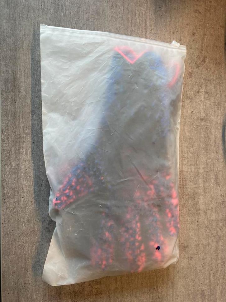 Niet gebruikte blauw-rozige keeperhandschoenen maat 9, Sport en Fitness, Voetbal, Zo goed als nieuw, Handschoenen, Ophalen