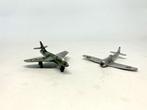 Dinky Toys 736 -Hawker Hunter & 730-Tempest II vliegtuigen, Ophalen of Verzenden, Gebruikt, Overige typen