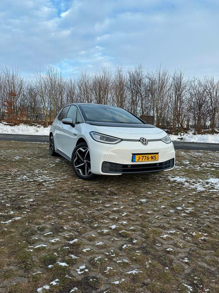 Volkswagen ID.3 58kWh 204pk 2020 Wit nieuwe accu!!, Auto's, Volkswagen, Particulier, ID.3, Elektrisch, Hatchback, Automaat, Origineel Nederlands