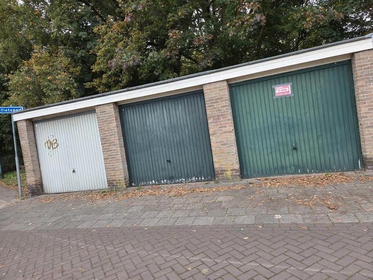 Garagebox te huur – Hilversum, Auto diversen, Autostallingen en Garages