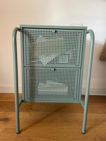 Nachtkastje Ikea groen / grijs 2 stuks beschikbaar voor biedingen