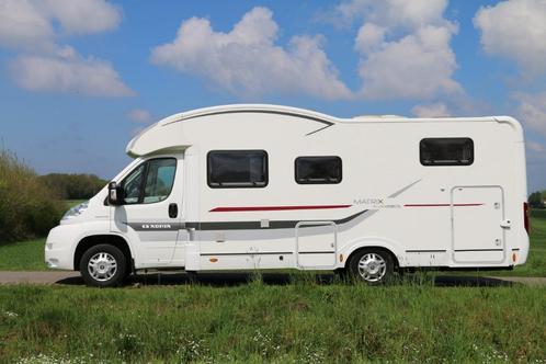 Adria Matrix plus 680 SL 2015, langsbedden, rondzit, oven, Caravans en Kamperen, Campers, Particulier, tot en met 5, Half-integraal