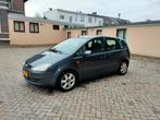 Ford C-Max 1.6 74KW 2005 Grijs, Voorwielaandrijving, 1596 cc, 4 cilinders, Overige bekleding