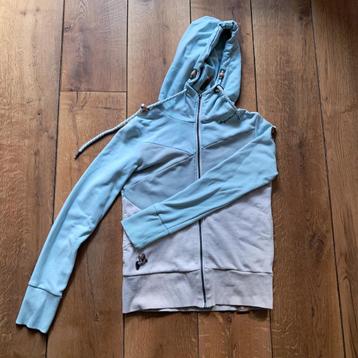Ragwear vest met capuchon en leuke details beschikbaar voor biedingen