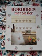 Borduren met Plezier - Ondori Borduurboek, Ophalen of Verzenden, Gebruikt, Handborduren, Patroon