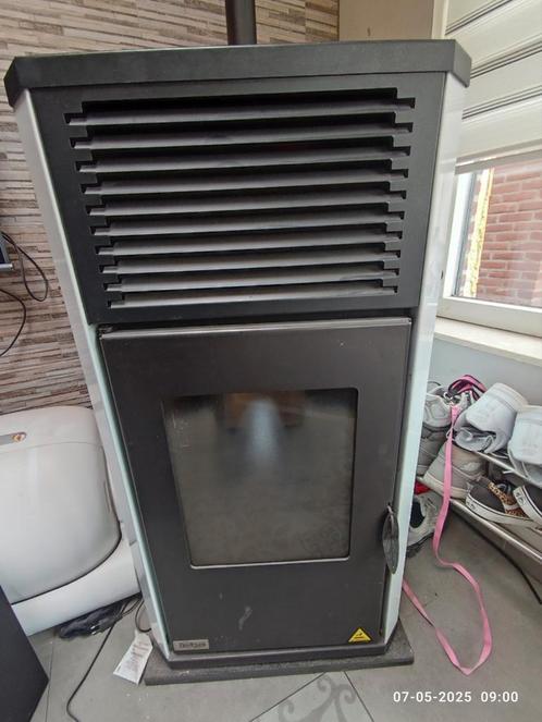 Pelletkachel TebaTherm 24kw op cv incl. Wifimodule, Huis en Inrichting, Kachels, Zo goed als nieuw, Pelletkachel, Overige brandstoffen