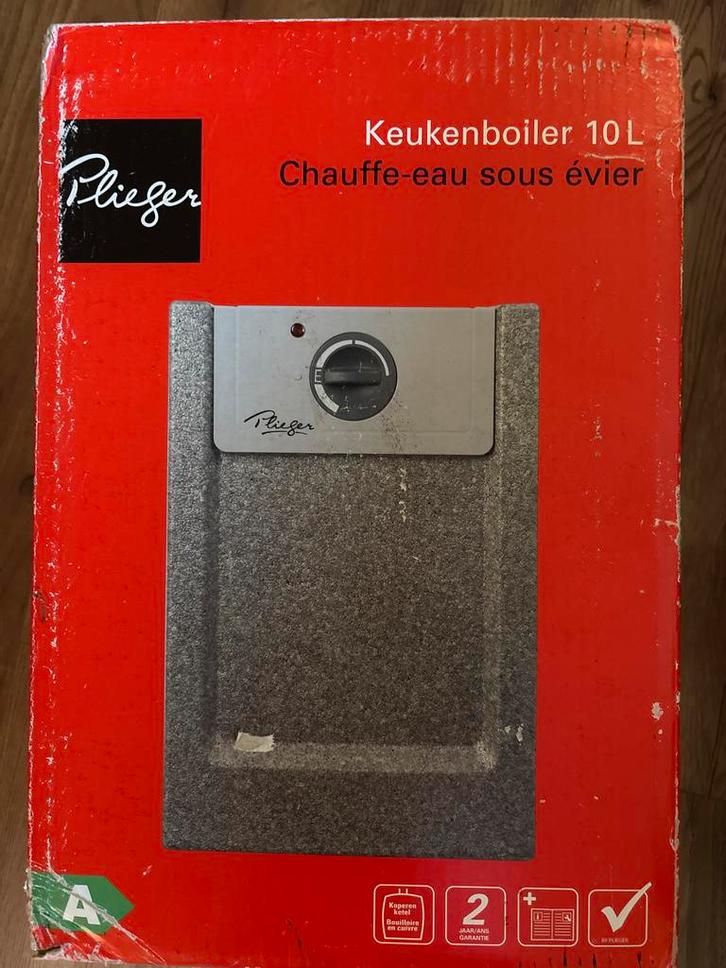 Plieger Keukenboiler 10L - + installatieset Nieuw in doos!, Doe-het-zelf en Verbouw, Geisers en Boilers, Nieuw, Boiler, Aardgas