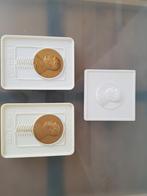 3 muurplaquettes van Philite/bakeliet (Philips)., Verzamelen, Retro, Ophalen of Verzenden