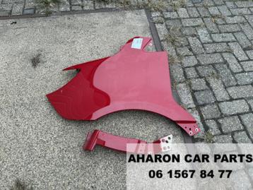 W907 W910 Sprinter Voorscherm Links A9108810000 Scherm Rood beschikbaar voor biedingen