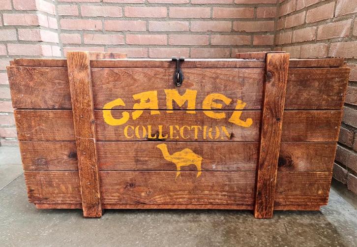 CAMEL sigaretten transportkist salontafel + kameellogo uniek, Verzamelen, Merken en Reclamevoorwerpen, Gebruikt, Gebruiksvoorwerp