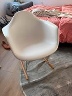 Eames RAR Schommelstoel Replica - Wit, Huis en Inrichting, Stoelen, Kunststof, Verzenden, Wit, Zo goed als nieuw