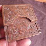 Houtsnijwerk Schwarzwald: Horlogestander voor Zakhorloge, Verzenden