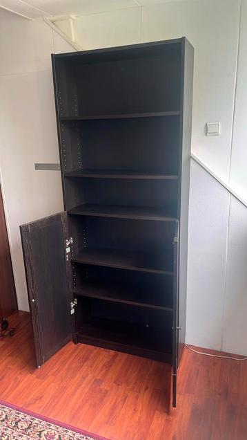 Ikea kast Billy beschikbaar voor biedingen
