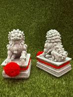 Stenen Wachterleeuwen met Pompons - Nieuw!, Tuin en Terras, Tuinbeelden, Ophalen of Verzenden, Nieuw, Steen, Dierenbeeld