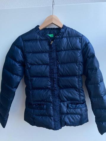 Elegante blauwe tussen jas van Benetton mt. 146/152 beschikbaar voor biedingen