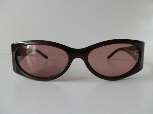 Gucci dames zonnebril. GG2527/S., Sieraden, Tassen en Uiterlijk, Zonnebrillen en Brillen | Dames, Zo goed als nieuw, Zonnebril