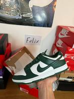 Nike dunk low Michigan state green groen 45, Nike, Nieuw, Ophalen of Verzenden, Sneakers of Gympen