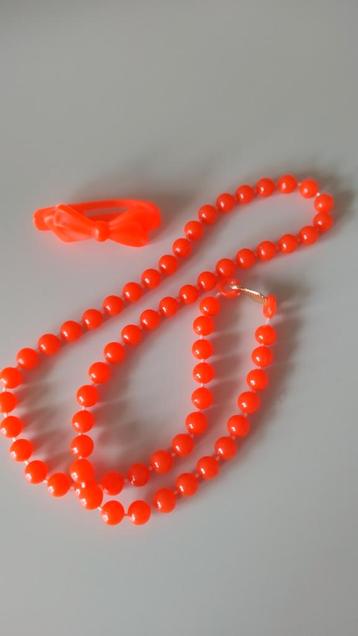 Vintage Poppen Ketting & Haarspeld beschikbaar voor biedingen