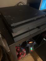 Ik heb twee PlayStation 4-consoles en ik wil ze verkopen., 1 speler, Ophalen of Verzenden, Vanaf 3 jaar