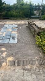 Gebakken waaltjes zelf eruithalen., Tuin en Terras, Ophalen, 10 m² of meer, Klinkers